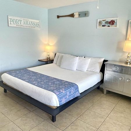 One-Bedroom Apartment Порт-Аранзас Экстерьер фото